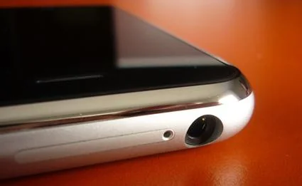 Обзор мобильного телефона Apple iPhone.