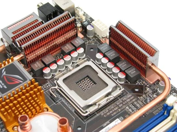 Обзор ASUS Striker II Extreme (nForce 790i Ultra SLI)