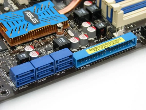 Обзор ASUS Striker II Extreme (nForce 790i Ultra SLI)